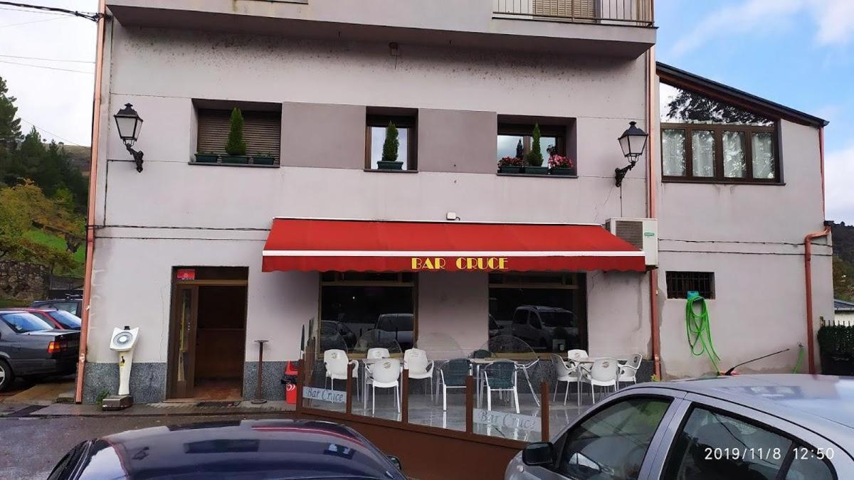 Appartement El Cruce 1 Y 2 à Villafranca Del Bierzo Extérieur photo